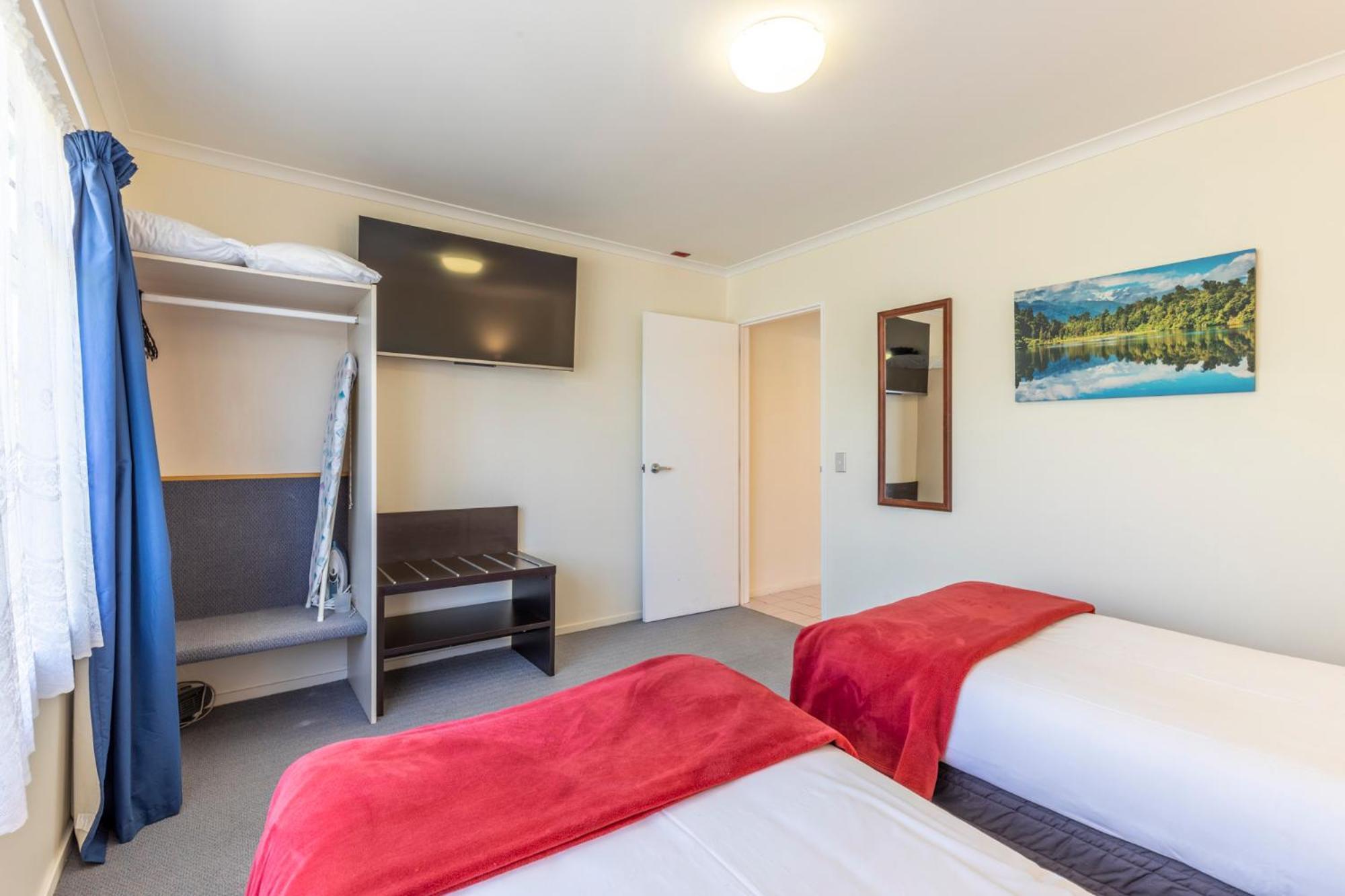 Asure Prince Motor Lodge Таупо Екстер'єр фото